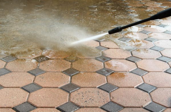 jubnas pressure washing tile patios 600x395